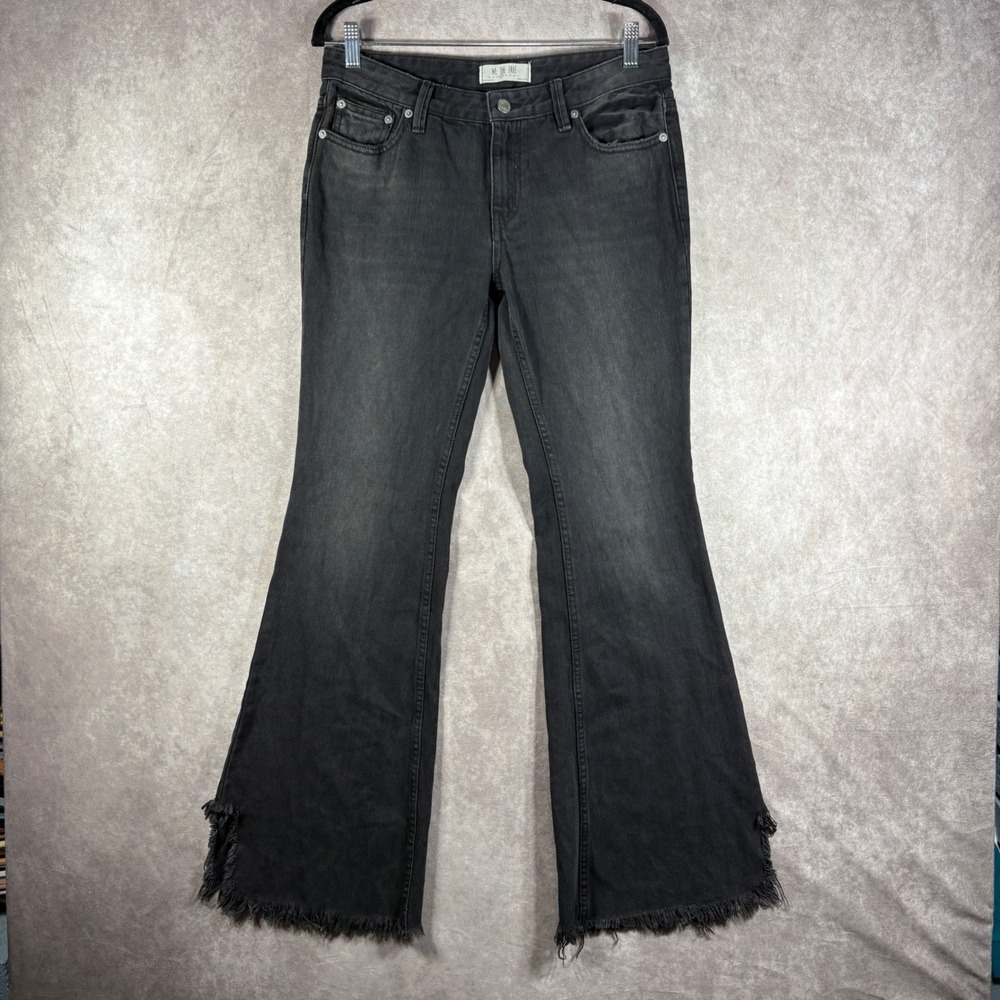 We The Free Jeans Womens Size 27 Black Flare Leg Frayed Hem Stretch Denim Boho‎